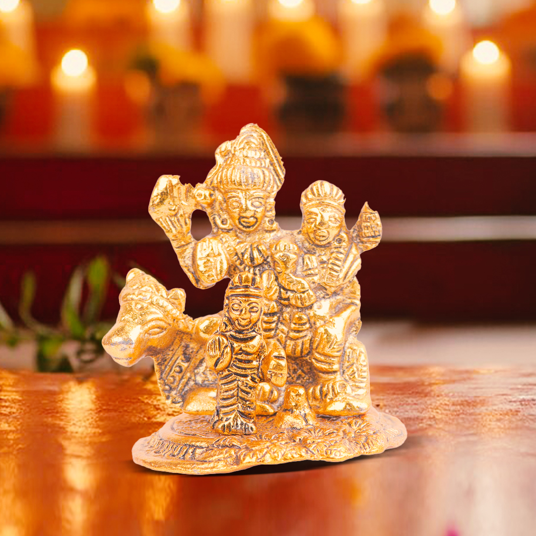 Devnidhii Shiv Parivar Small in Gold Polish