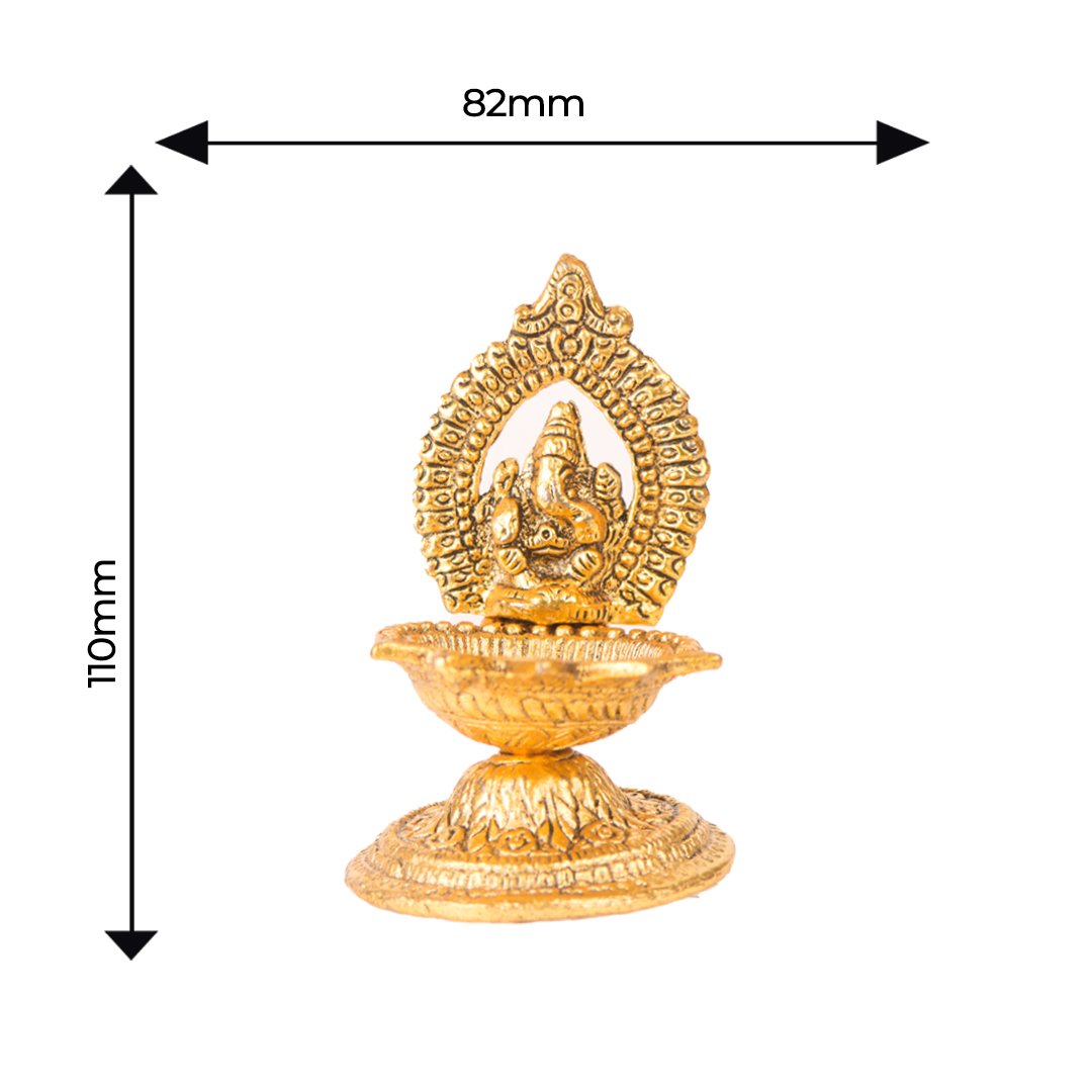 Devnidhii Diya 5 Batti with Gold Polish