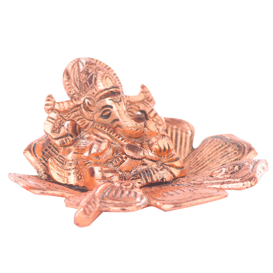Devnidhii Ganesh Ji Idol on Flower in Gold Polish