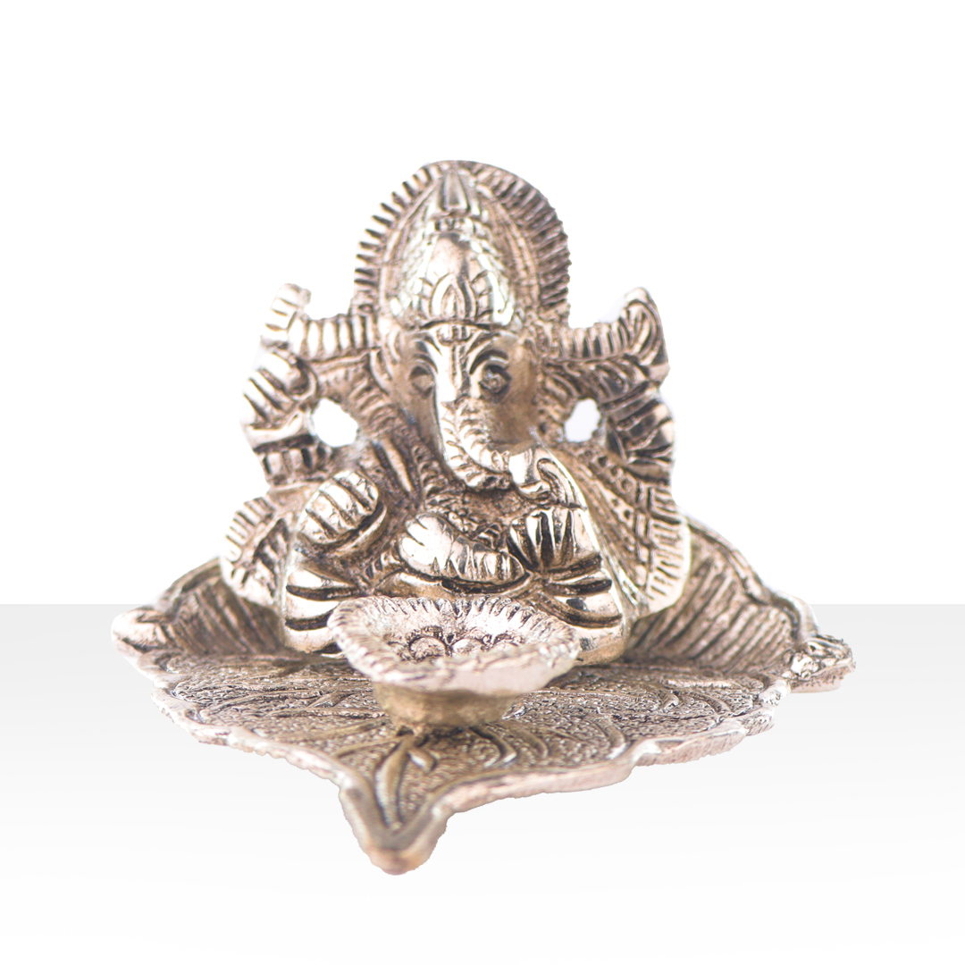 Devnidhii Diya Silver Plated Ganesh Ji on Peepal Leaf