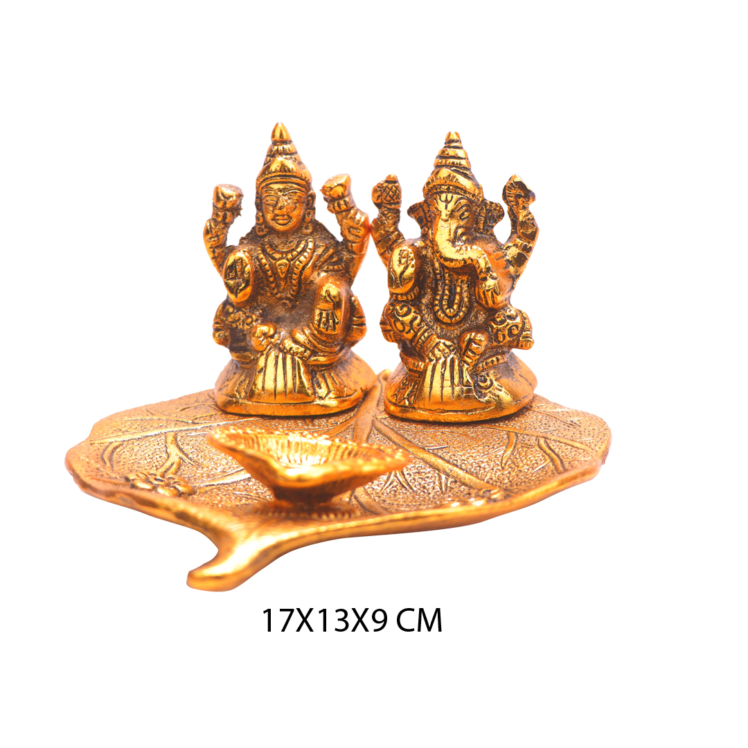 Devnidhii Diya Laxmi Ganesh on Gold Peepal Leaf Large Size