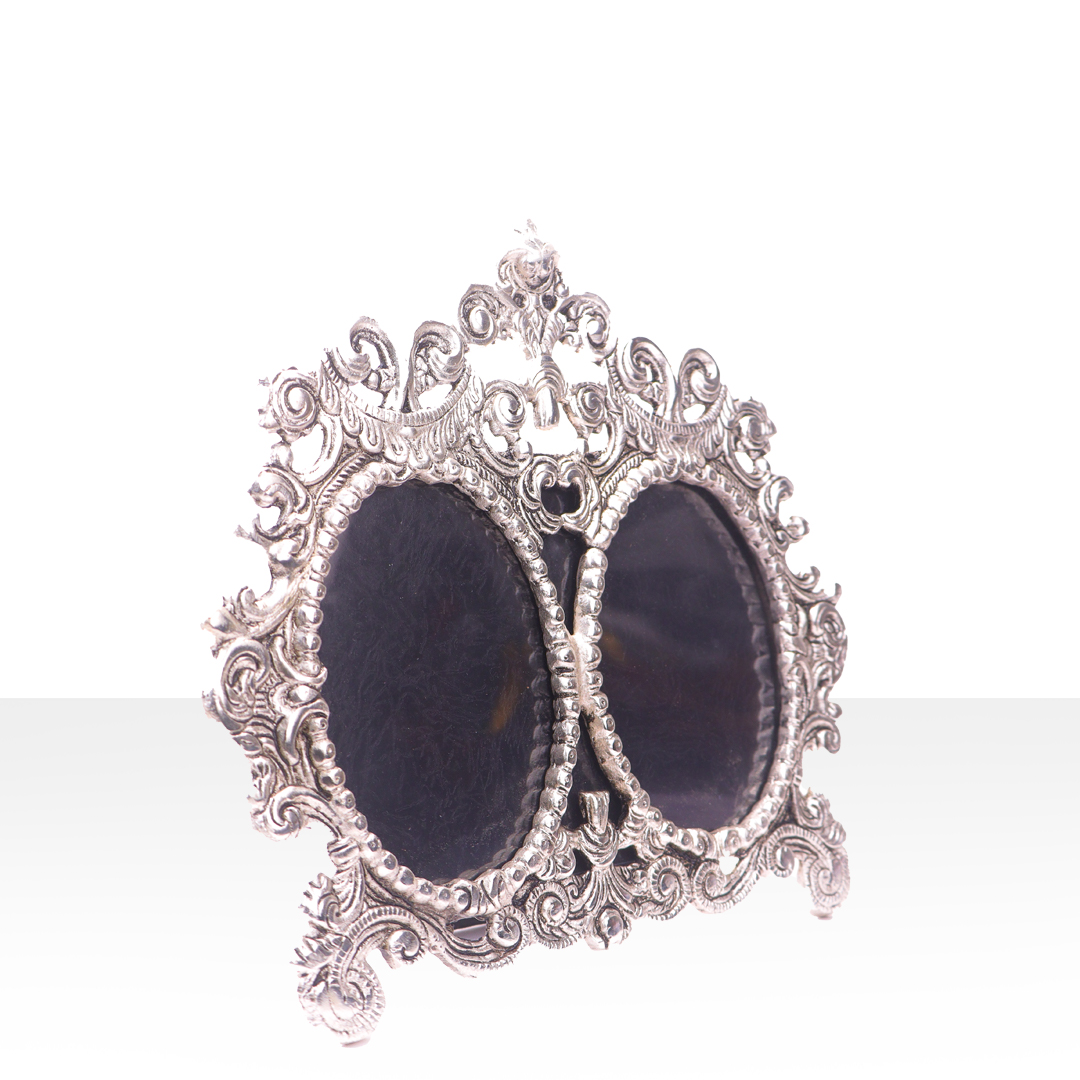 Devnidhii Photo Frame (Double) Silver Plated Oval Shape