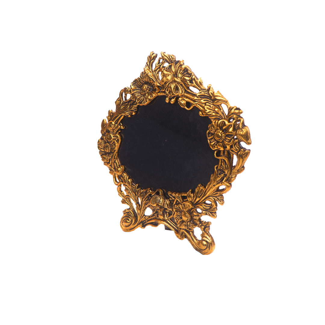 Devnidhii Photo Frame Oval Shape in Gold Polish