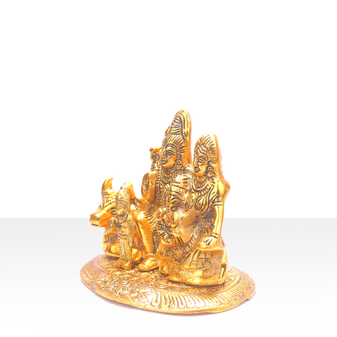 Devnidhii Shiv Parivar Big in Gold Polish